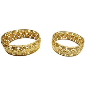 NWOT Set of 2 Gold Colored Bangles
